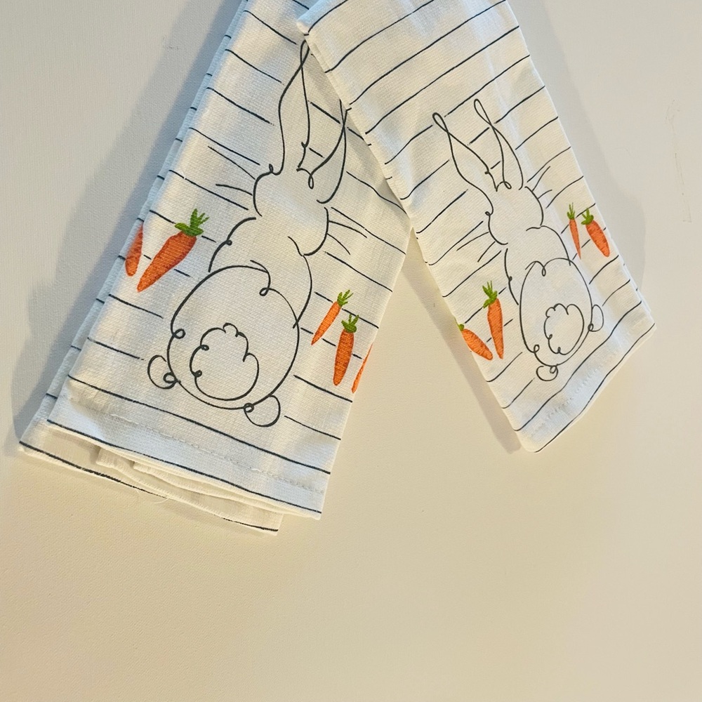 Easter Bunny & Carrots Kitchen/Dish Towels 2pcs ED